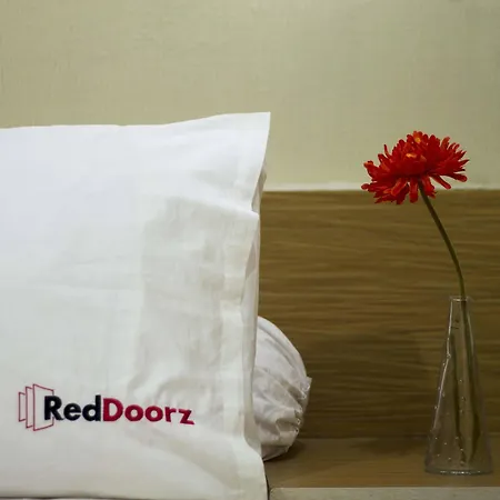 Reddoorz @ Mahendradatta Selatan